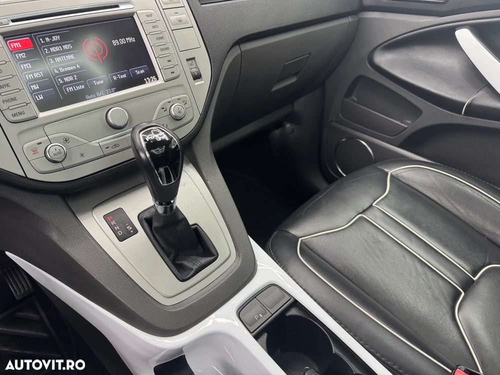 Ford Kuga 2.0 TDCi 4x4 Aut. Individual - 26