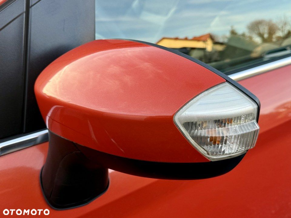 Ford Kuga 2.0 TDCi 2x4 Titanium - 13