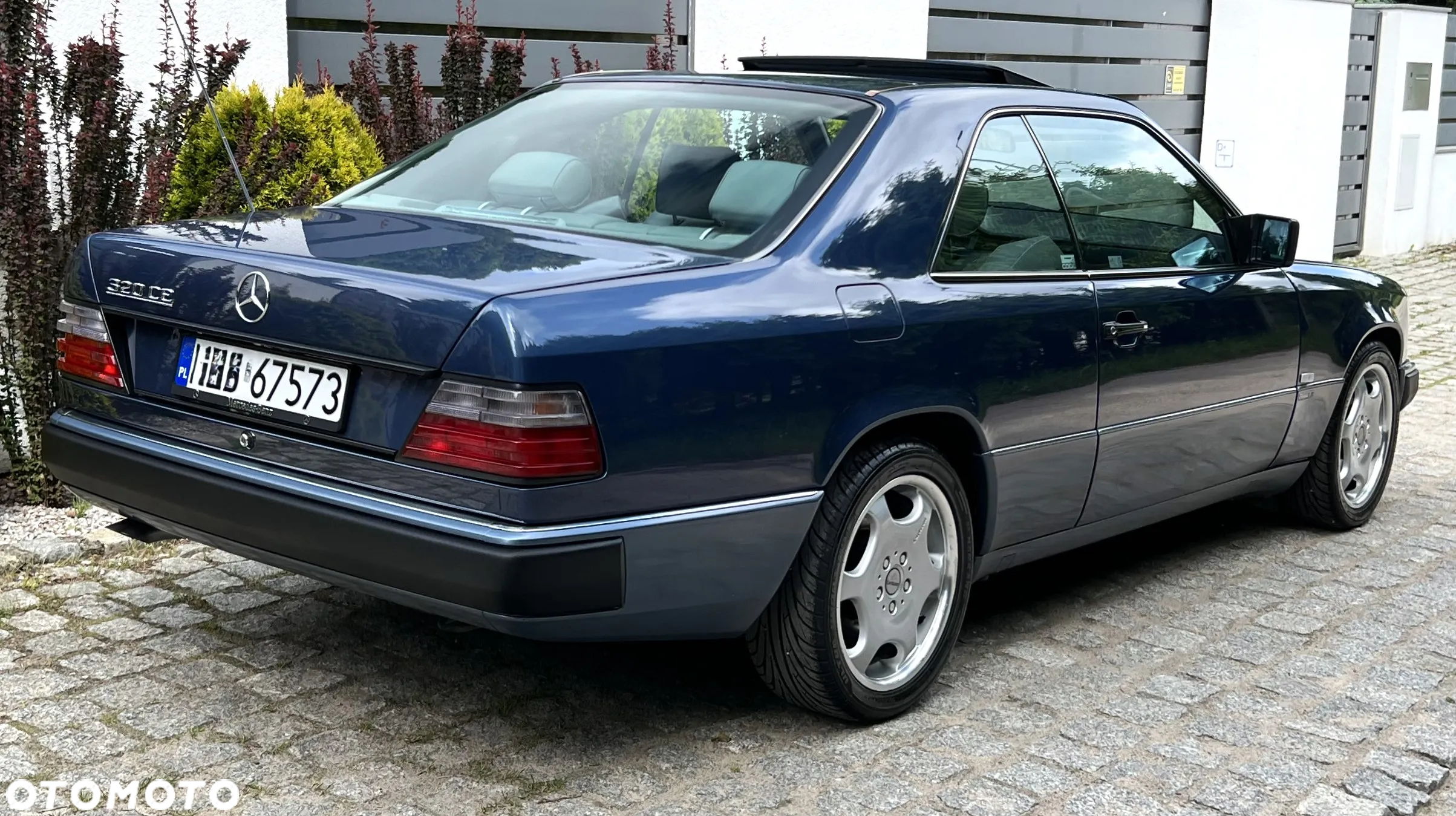 Mercedes-Benz W124 (1984-1993) - 36