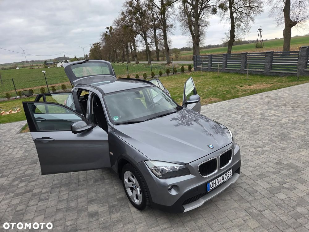 BMW X1 sDrive18i xLine - 18