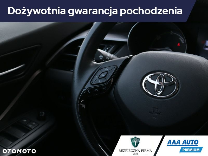 Toyota C-HR - 21