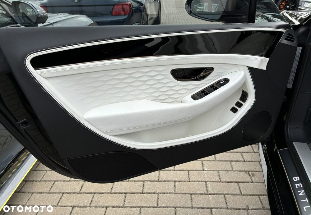 Bentley Continental GT - 7