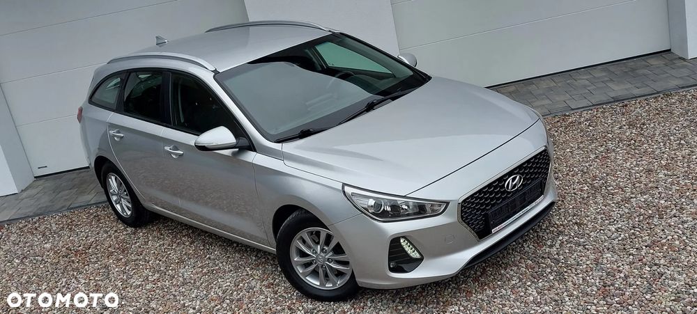 Hyundai i30 1.0 T-GDI Family - 37