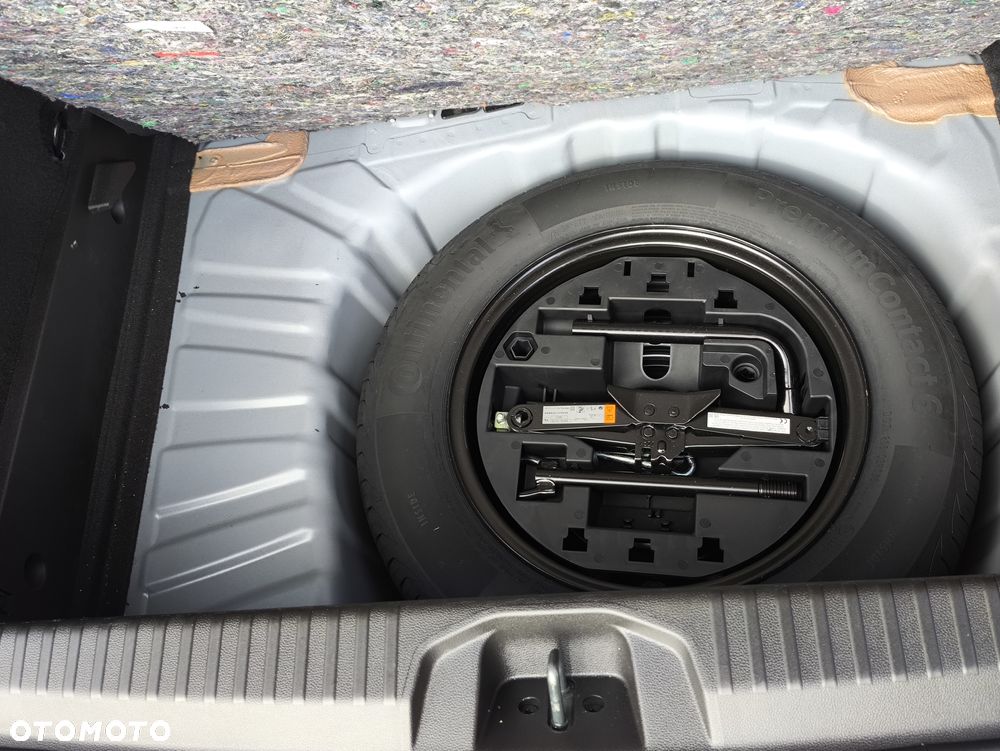 Renault Clio TCe 90 EVOLUTION - 21