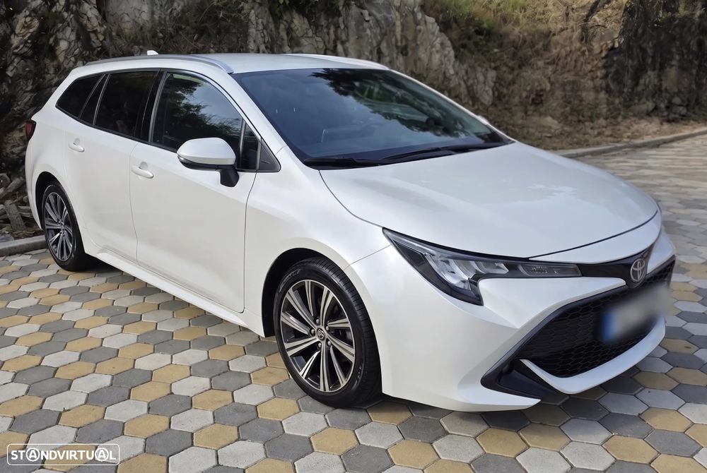 Toyota Corolla Touring Sports 1.8 Hybrid Comfort+P.Sport - 1
