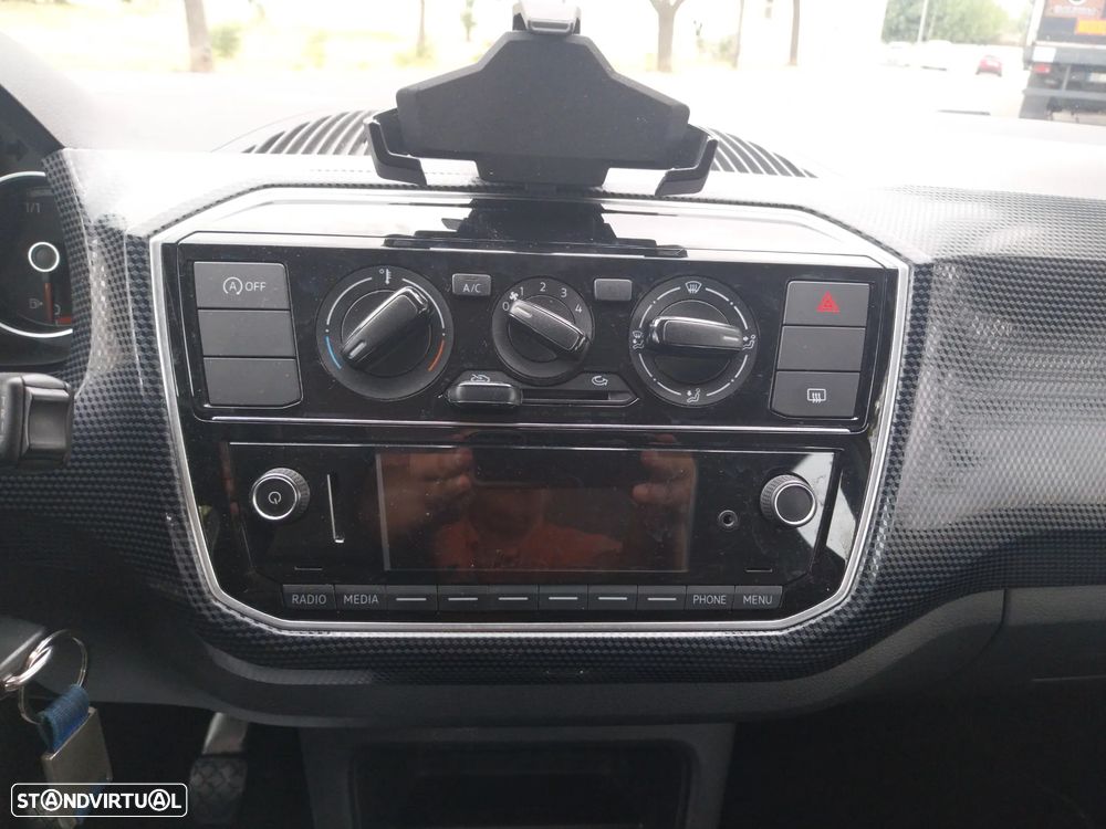 VW Up! 1.0 Move - 11