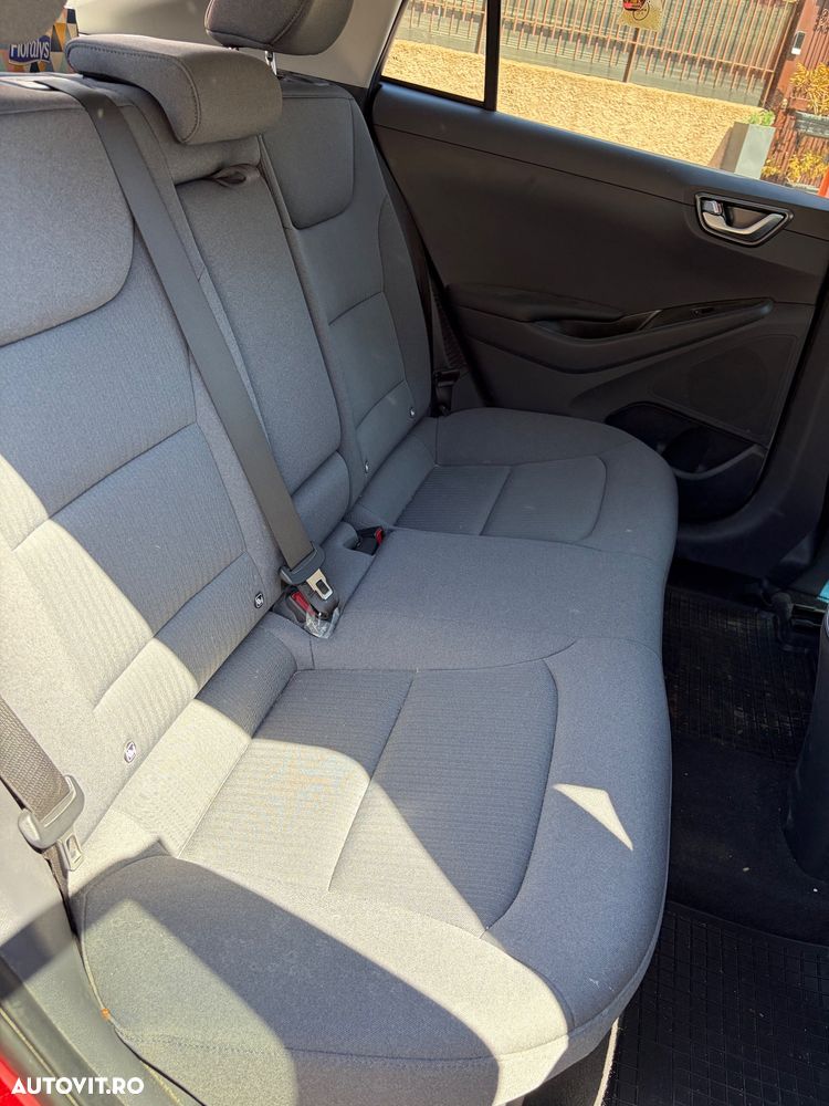 Hyundai IONIQ - 25