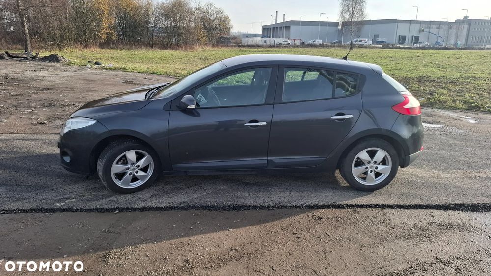 Renault Megane 1.6 16V 110 Dynamique - 3