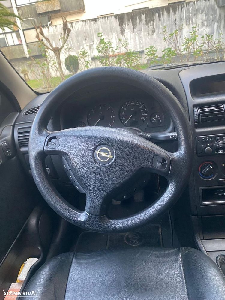 Opel Astra Caravan 2.0 Di Club - 4