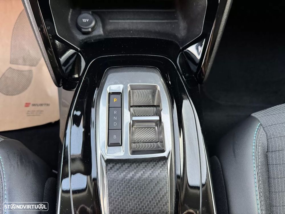 Peugeot e-2008 50 kWh Allure - 43