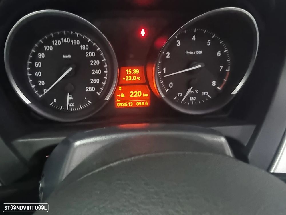 BMW Z4 23 i - 16