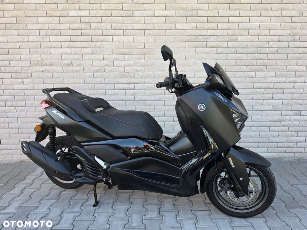 Yamaha X-max - 10