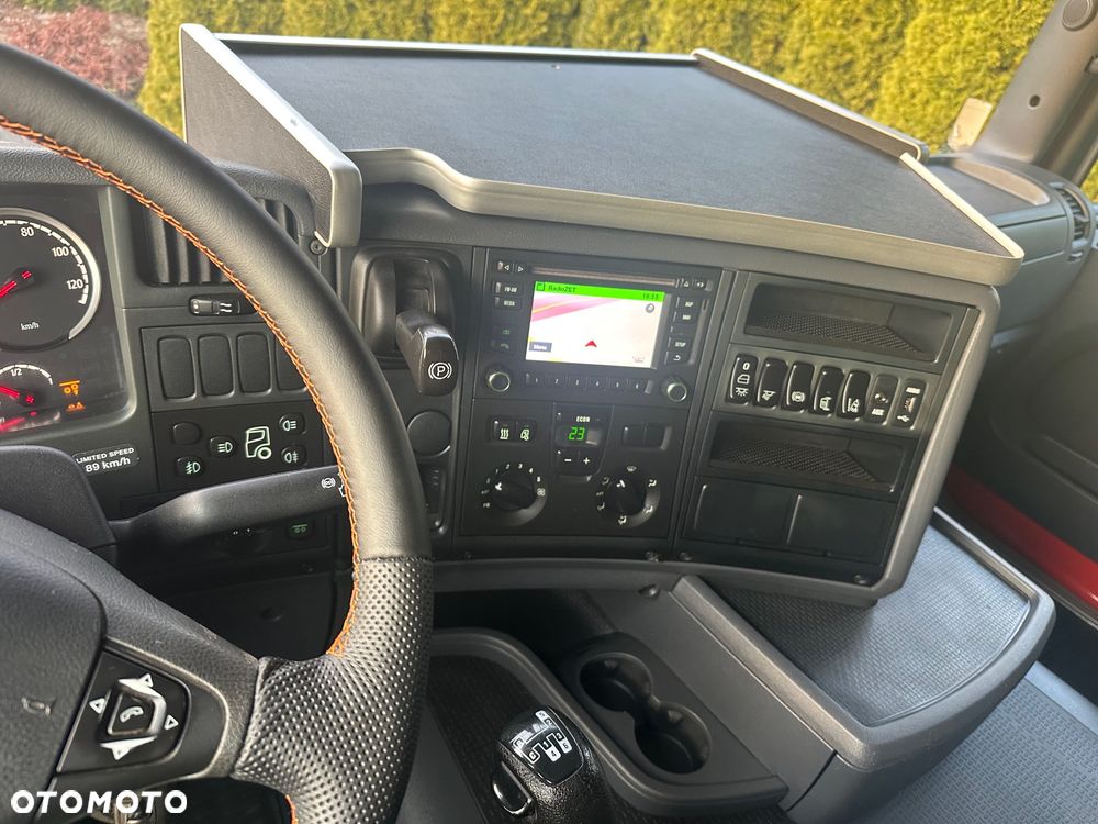 Scania / G450 / 6X2 / PUSHER / Oś-Skrętna-Podnoszona / - 35