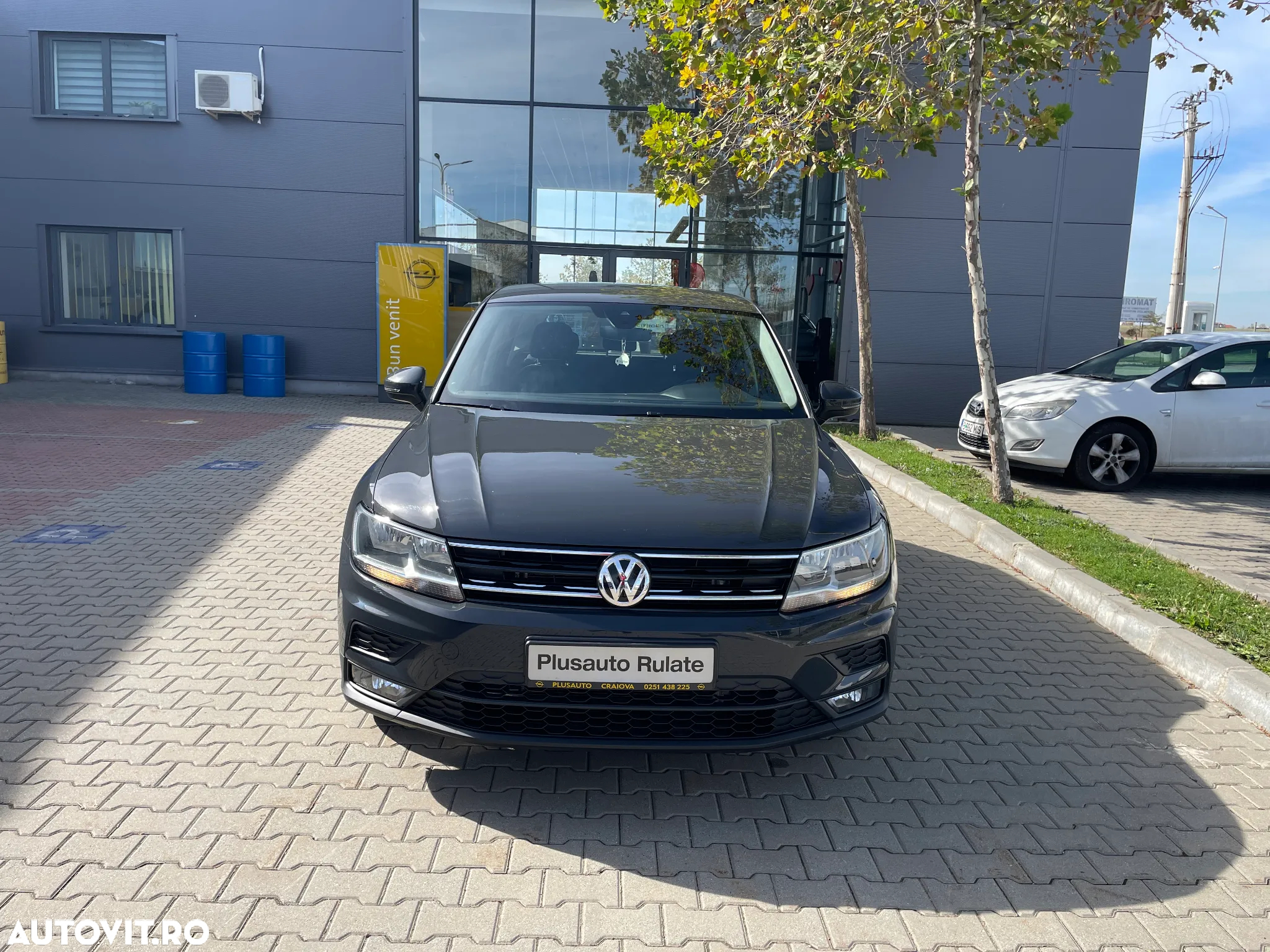 Volkswagen Tiguan 1.5 TSI ACT DSG Trendline - 3