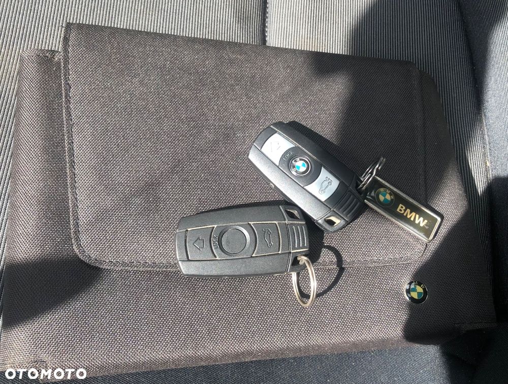 BMW Seria 1 - 21