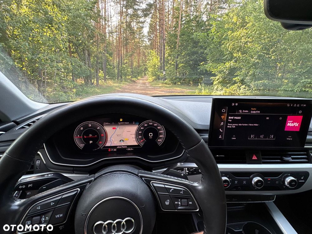 Audi A4 Avant 30 TDI S tronic - 4