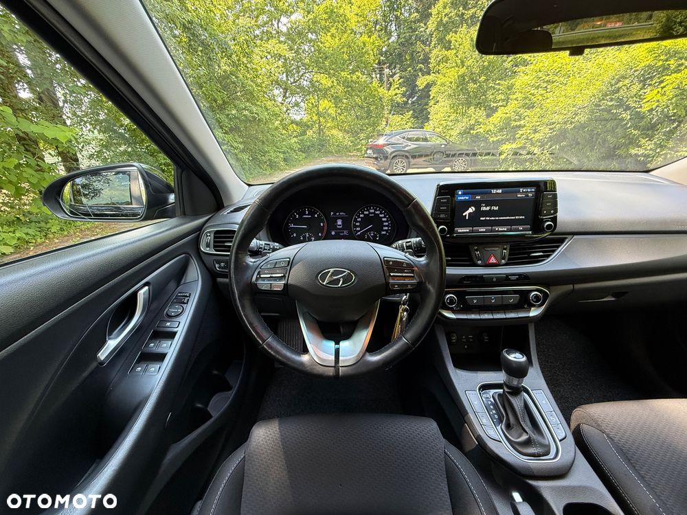 Hyundai i30 1.6 D Comfort DCT - 30