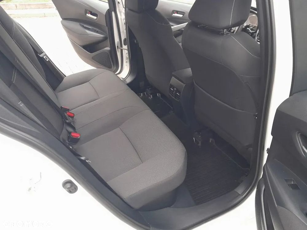 Toyota Corolla 1.8 Hybrid Active - 20