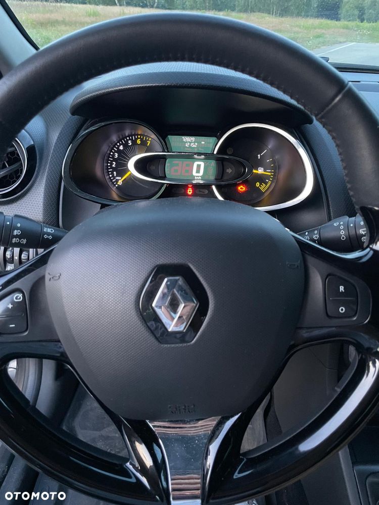 Renault Clio 1.2 16V Zen - 4