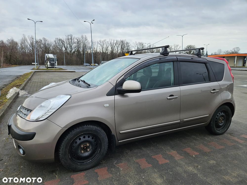 Nissan Note 1.6 Tekna - 8