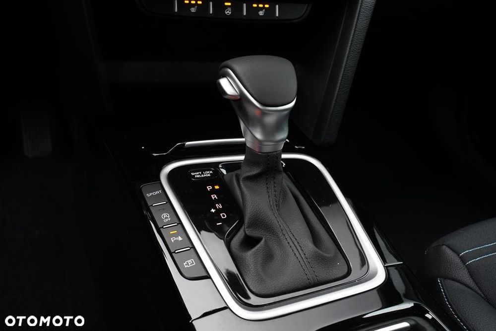 Kia XCeed 1.6 T-GDI Tribute DCT - 27