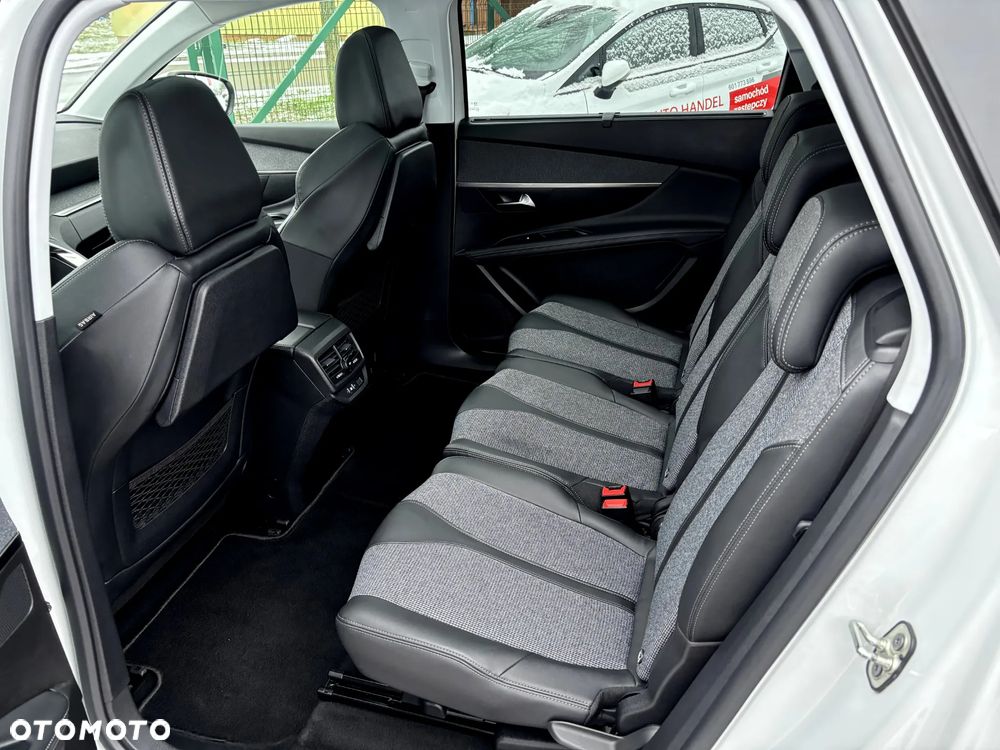 Peugeot 5008 1.6 PureTech Allure S&S EAT8 - 16