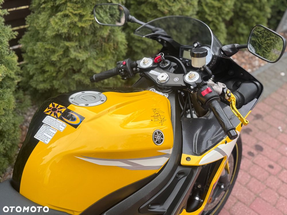 Yamaha YZF - 13