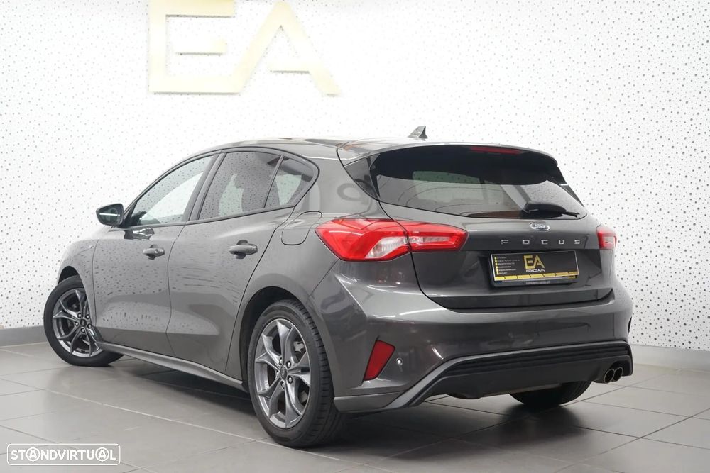 Ford Focus 1.5 TDCi EcoBlue ST-Line - 4
