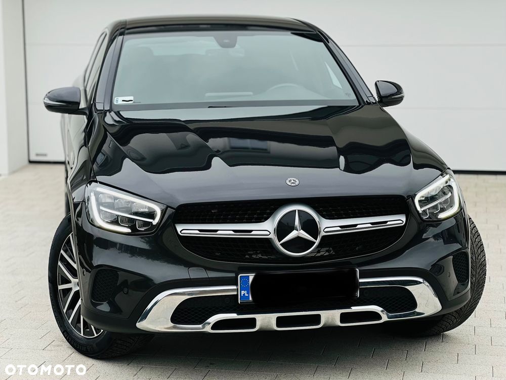 Mercedes-Benz GLC 200 4Matic 9G-TRONIC AMG Line - 12