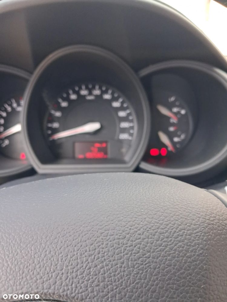 Kia Rio - 13
