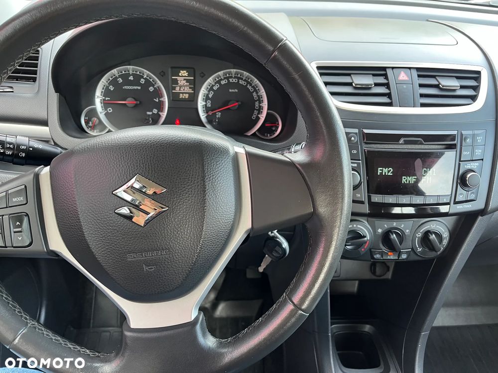 Suzuki Swift 1.2 Club - 17