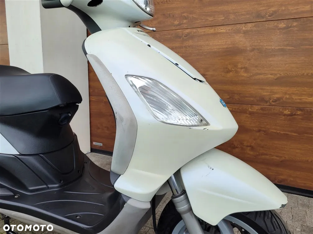 Piaggio FLY - 20