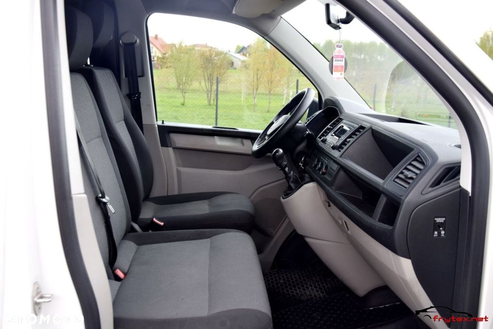 Volkswagen Transporter T6 - 18