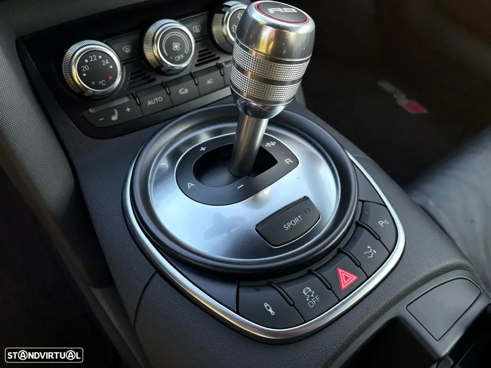 Audi R8 Coupé 5.2 FSI quattro R tronic - 25