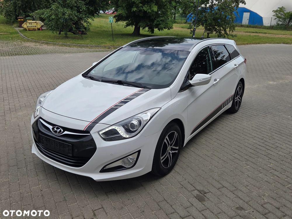 Hyundai i40 Kombi blue 1.6 Space - 19