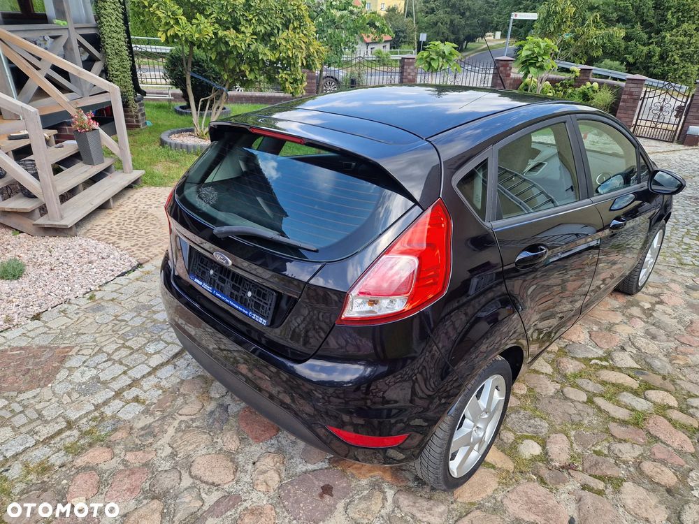 Ford Fiesta - 9