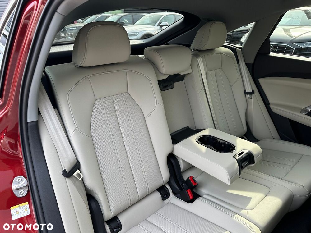 Audi Q5 Sportback - 21