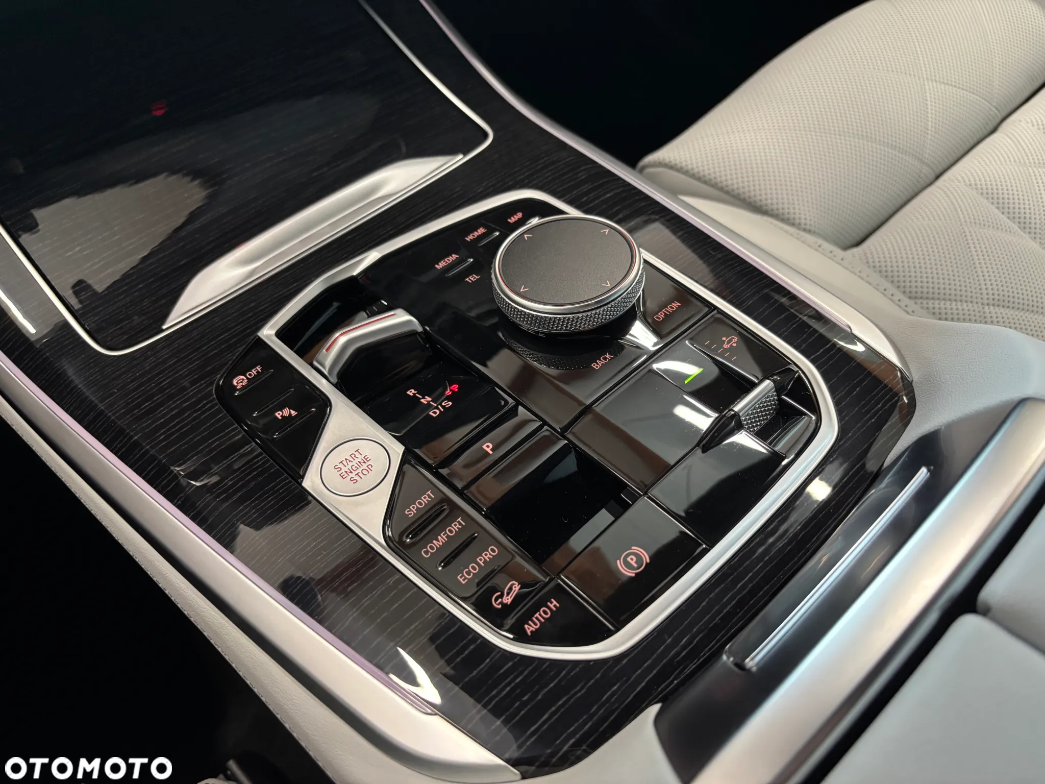 BMW X5 xDrive40i - 20