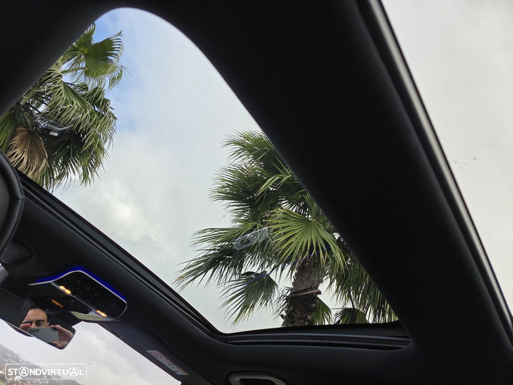 Mercedes-Benz E 300 de 4Matic 9G-TRONIC AMG Line - 27