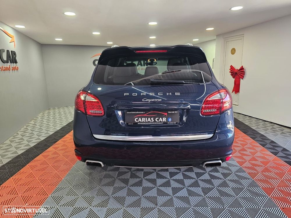 Porsche Cayenne 2011 photo 4