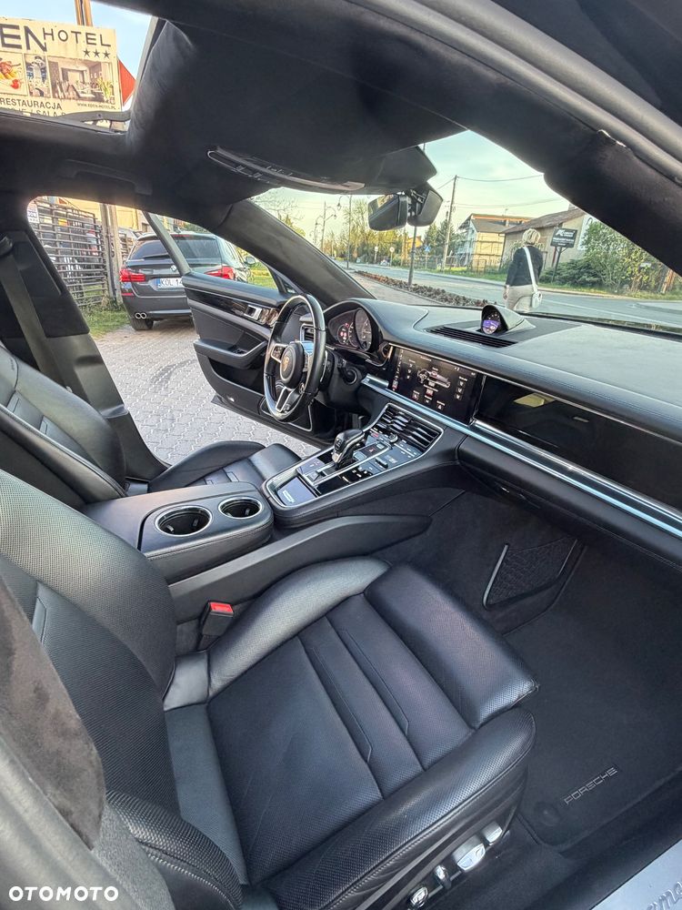 Porsche Panamera 4 E-Hybrid Executive - 14
