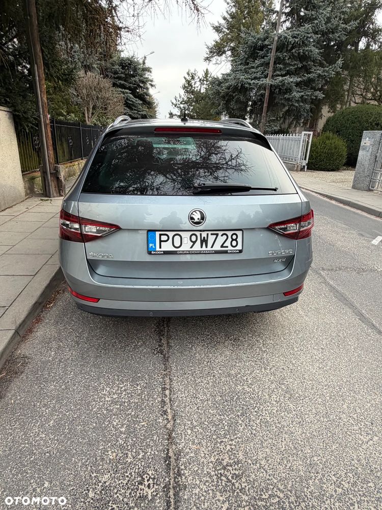 Skoda Superb 2.0 TDI 4x4 L&K DSG - 7