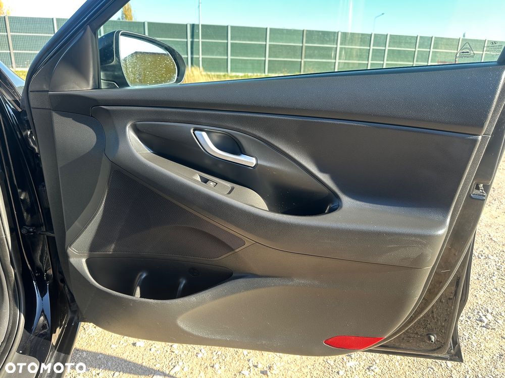 Hyundai i30 1.4 T-GDI DCT Premium - 34