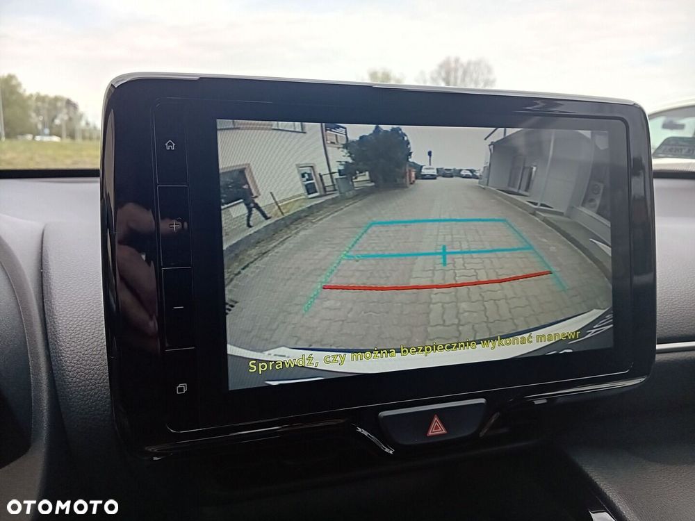 Toyota Yaris Cross - 16