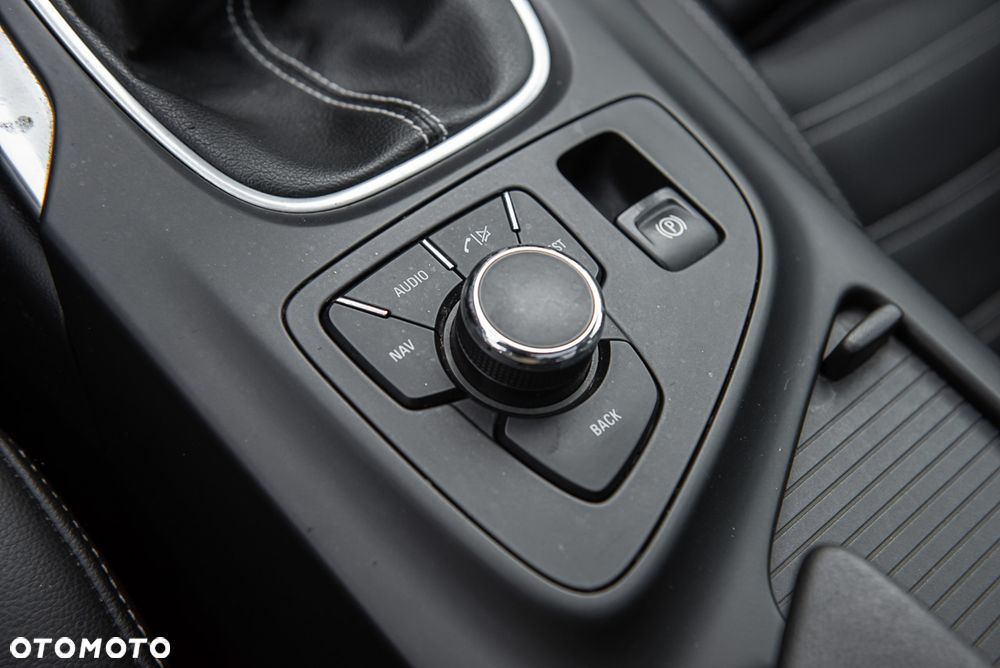 Opel Insignia 2.8 Turbo 4x4 OPC - 30