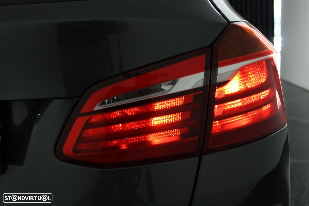 BMW 216 Active Tourer d Advantage - 33