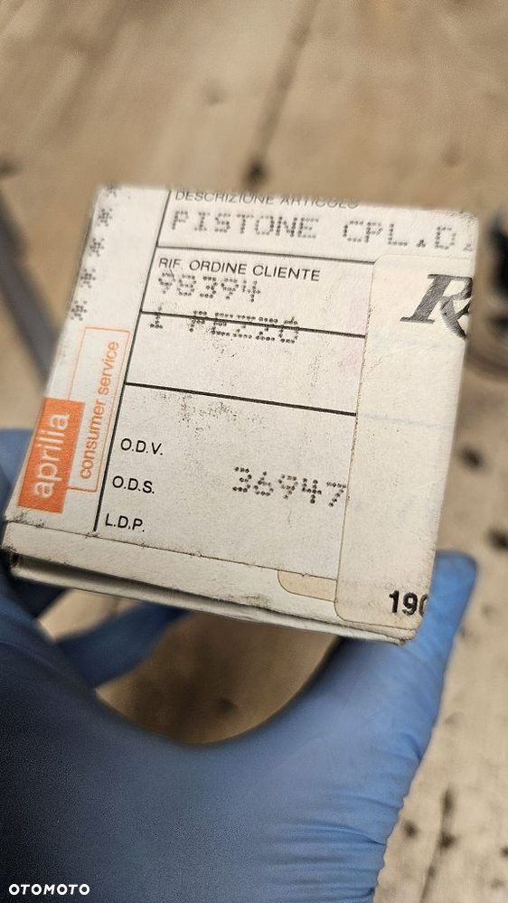 Tłok sworzeń pierścienie Aprilia Area 51  AP8206863 - 10