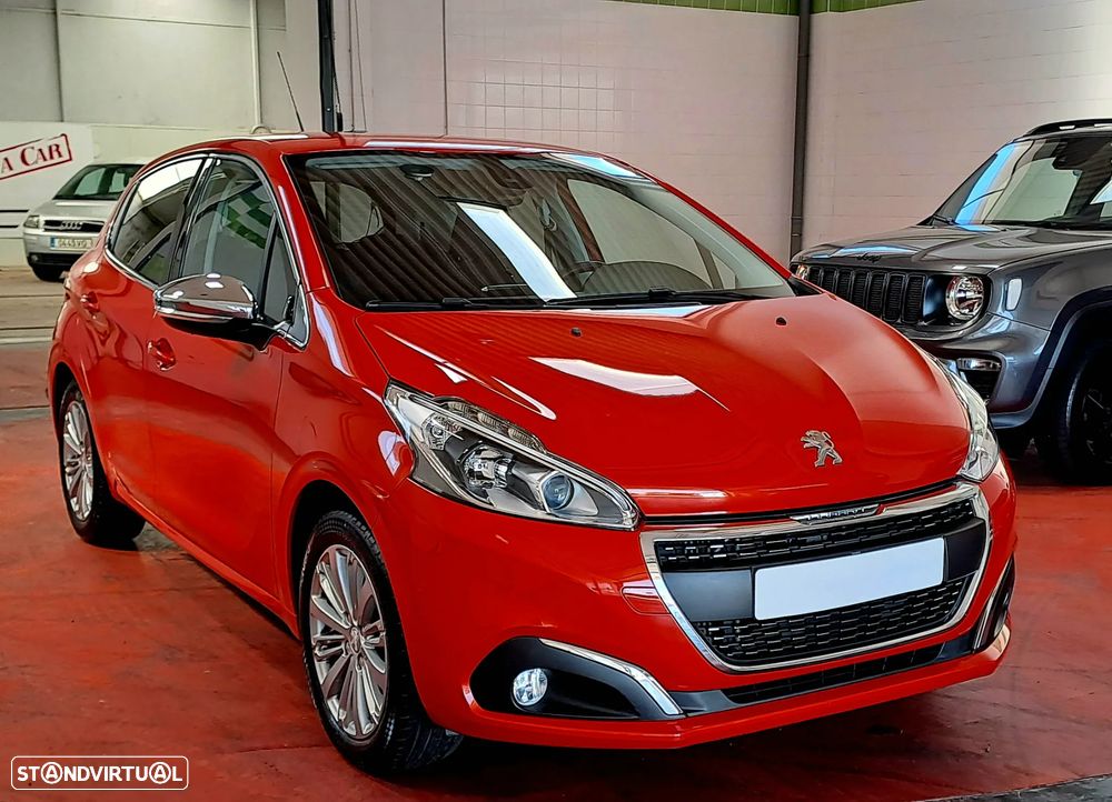 Peugeot 208 1.2 PureTech Allure - 20