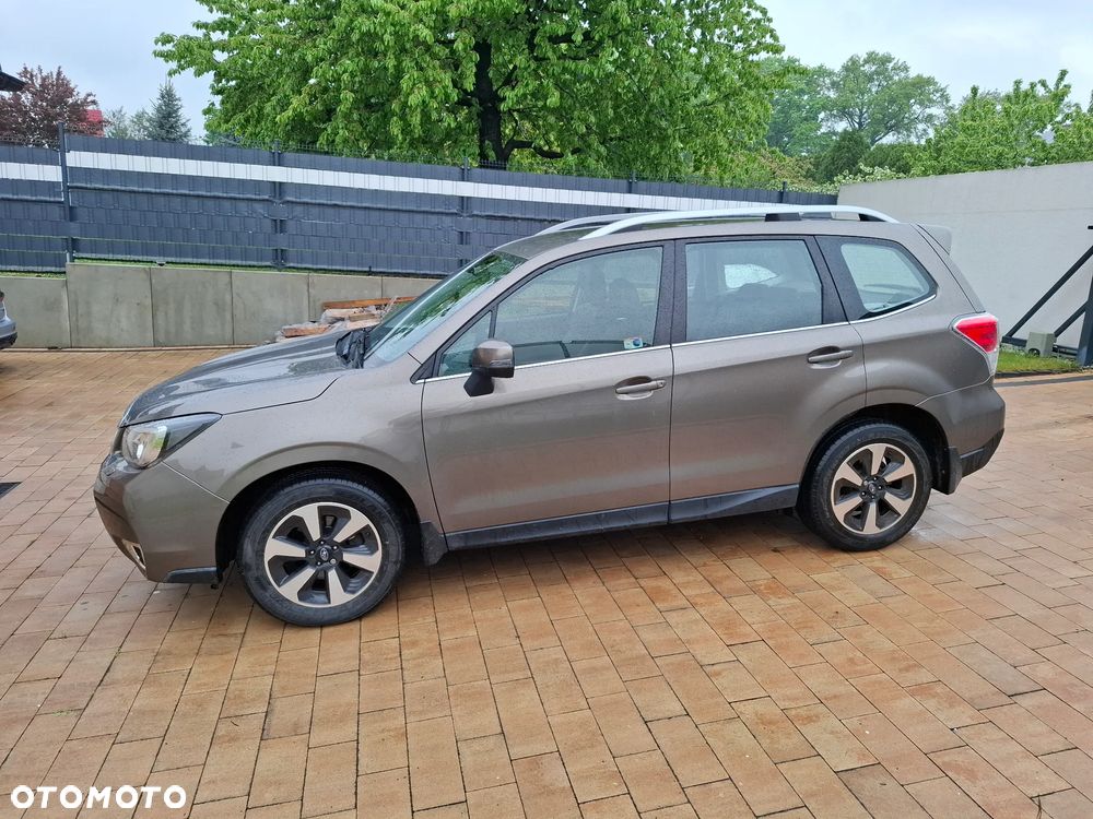 Subaru Forester 2.0 i Platinum (EyeSight) Lineartronic - 4