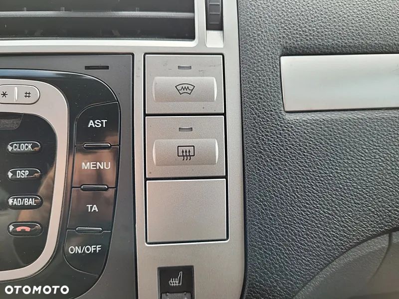 Ford C-MAX 1.8 Titanium - 25